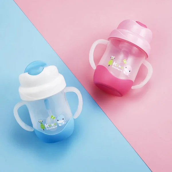 Bình uống nước ống hút có tay cầm Kuku (KU5472, 200ml Hồng)