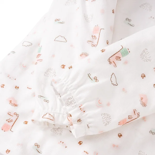 Bộ bé gái dài BST Sấu Dâu Tây Animo HS523022 (6M-6Y,Trắng họa tiết)