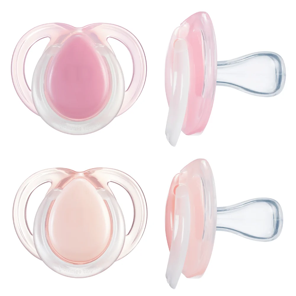 Ty ngậm dạ quang cho bé Tommee Tippee Night Time 0-6 tháng (vỉ đôi) (giao mẫu ngẫu nhiên)