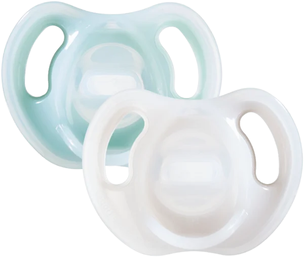 Ty ngậm silicon siêu nhẹ cho bé Tommee Tippee Ultra Light 0-6 tháng (vỉ đôi)