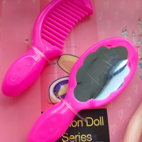 Bộ búp bê kèm phụ kiện tóc và giày LH16880779 C407 (Hồng)