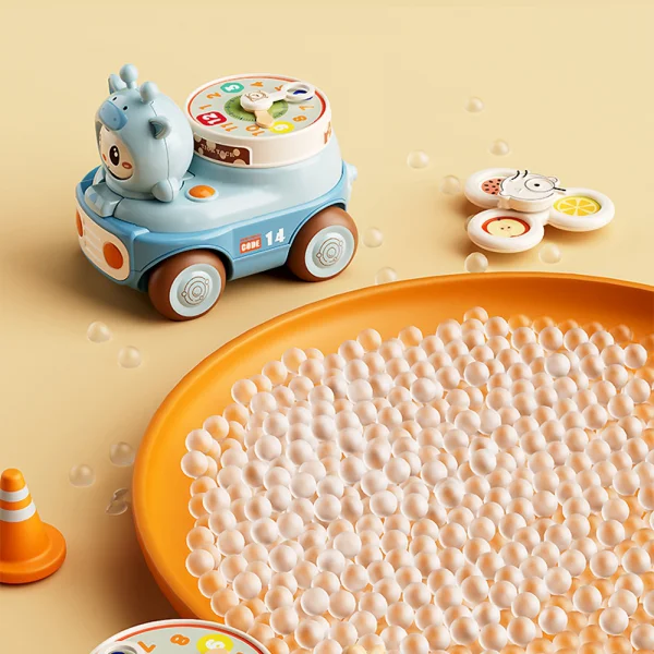 Xe ô tô hình mặt bò cười dễ thương có đồng hồ LH16880876 C409 (Xanh)