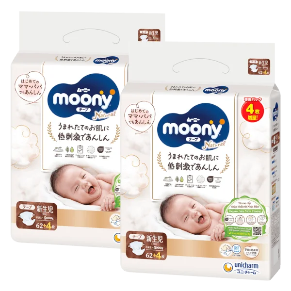 Combo 2 Tã dán Moony Natural (NB, 62 miếng + 4 miếng)