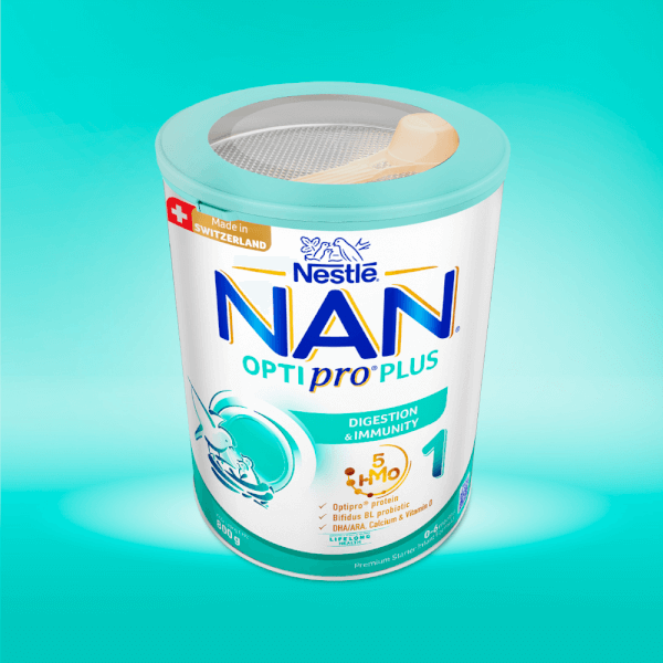 Sữa Nan Optipro PLUS 1 800g, với 5HMO, sản xuất tại Thụy Sỹ (0-6 tháng) (Giao bao bì ngẫu nhiên)