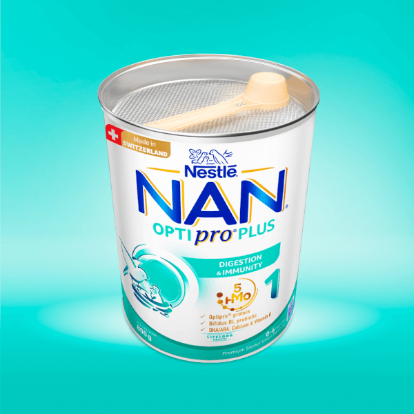 Sữa Nan Optipro PLUS 1 800g, với 5HMO, sản xuất tại Thụy Sỹ (0-6 tháng) (Giao bao bì ngẫu nhiên)