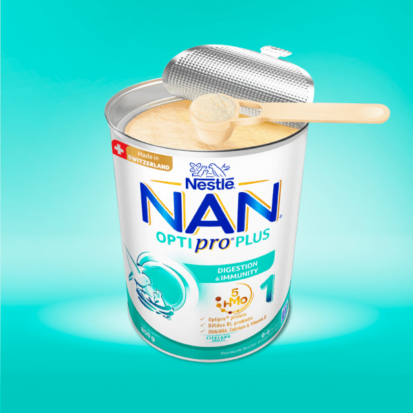 Sữa Nan Optipro PLUS 1 800g, với 5HMO, sản xuất tại Thụy Sỹ (0-6 tháng) (Giao bao bì ngẫu nhiên)