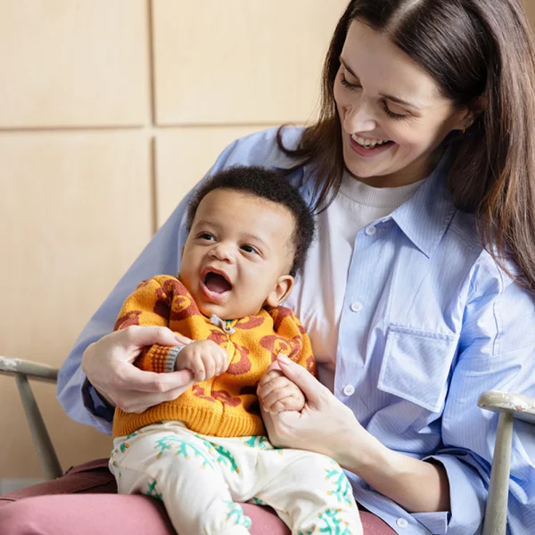 Ghế rung trẻ em Joie Dreamer Lola