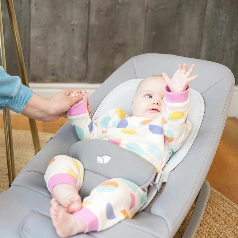 Ghế rung trẻ em Joie Dreamer Arctic