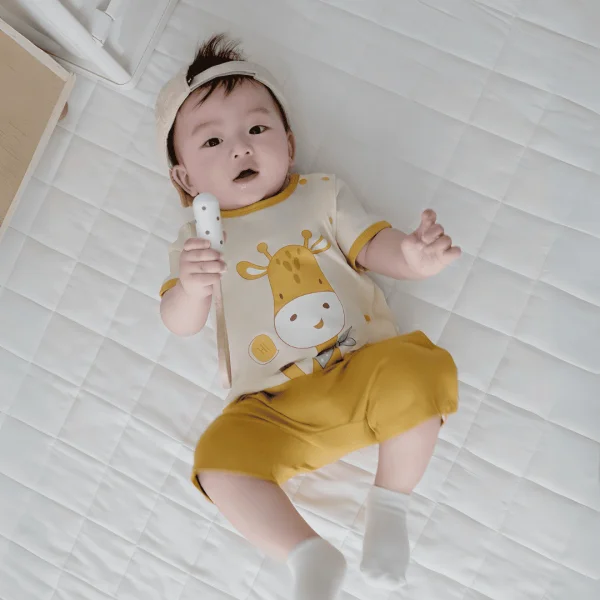 Bodysuit bé trai đùi Animo VD0525015 (0-12M,Vàng,NN02)