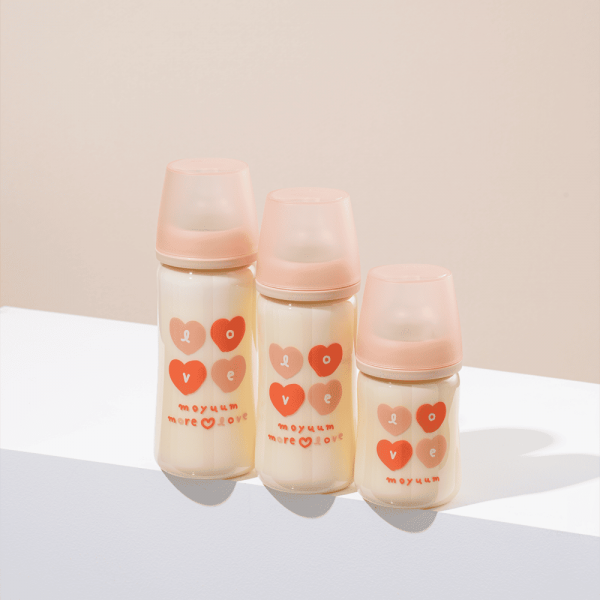 Bình sữa Moyuum thế hệ 3 PPSU 270ml (trái tim hồng)