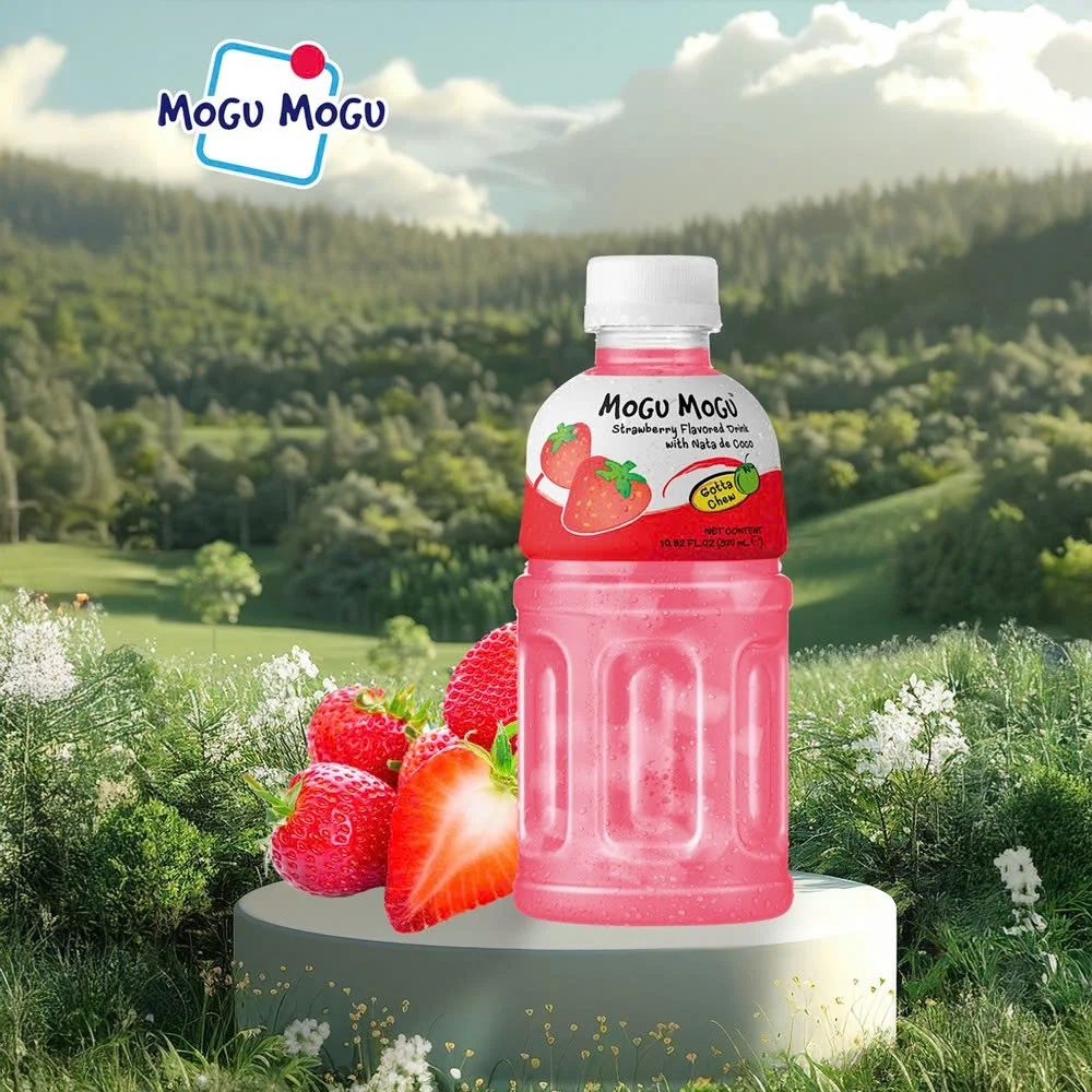 Nước uống Mogu Mogu vị Dâu với Thạch Dừa 320ml