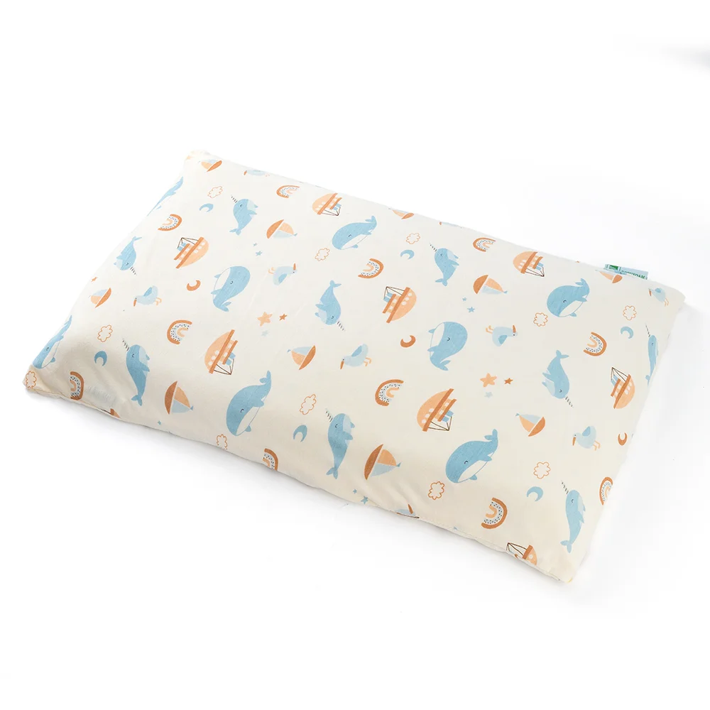 Gối cao su thiên nhiên Oval Baby nửa lõm - Giao hoạ tiết ngẫu nhiên