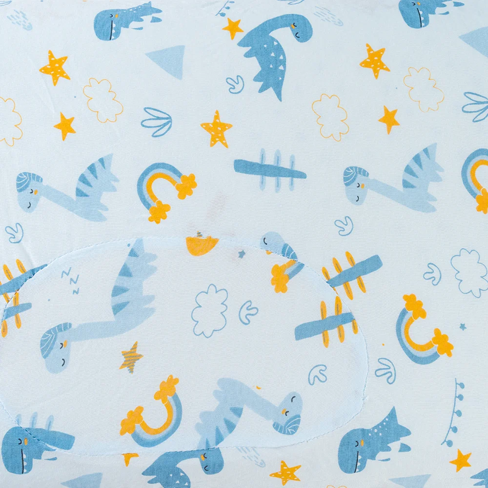 Gối cao su thiên nhiên Oval Baby nửa lõm - Giao hoạ tiết ngẫu nhiên