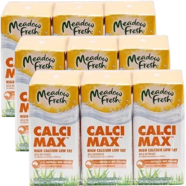 Combo 3 Sữa tươi tiệt trùng Giàu Canxi Ít béo nhãn hiệu Meadow Fresh 200ML (Lốc 3 hộp)