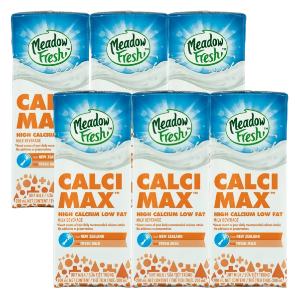Combo 2 Sữa tươi tiệt trùng Giàu Canxi Ít béo nhãn hiệu Meadow Fresh 200ML (Lốc 3 hộp)