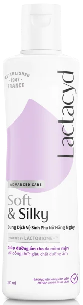 Dung Dịch Vệ Sinh Phụ Nữ Lactacyd Soft and Silky 250ml