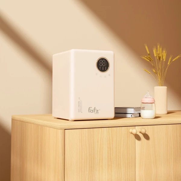 Máy tiệt trùng sấy khô UVC-LED Fatzbaby công nghệ Anion khử mùi cho bé từ sơ sinh (19L)