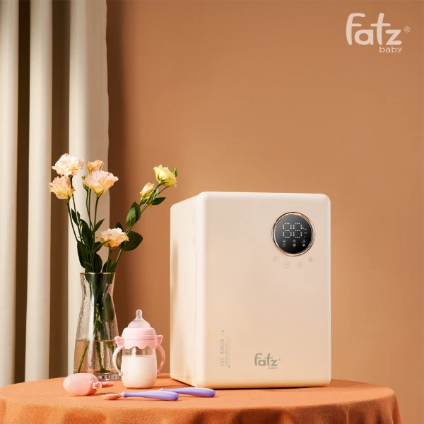 Máy tiệt trùng sấy khô UVC-LED Fatzbaby công nghệ Anion khử mùi cho bé từ sơ sinh (19L)