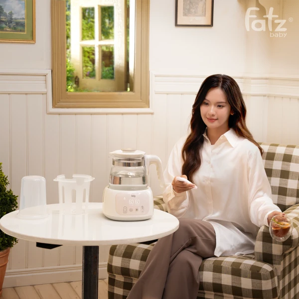 Máy đun và hâm nước pha sữa điều khiển từ xa thông minh Quick 16 Plus
