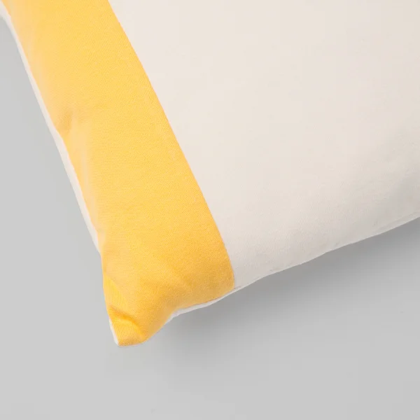 Gối nằm cho bé Cotton cao cấp Animo B2409_MN001 (25x35cm,Kem) Họa tiết ngẫu nhiên