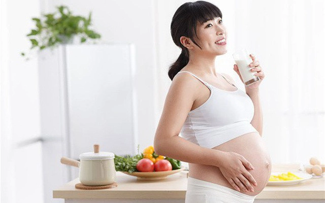 Uống sữa bầu trước khi mang thai: đúng hay sai?