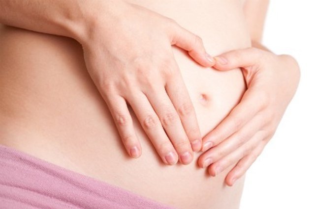 Những dấu hiệu mang thai điển hình trong tuần 2 mẹ cần chú ý