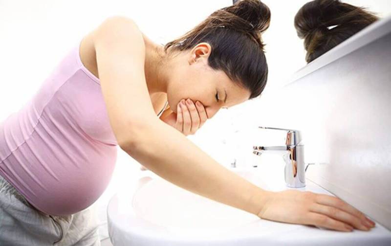 Những vấn đề về sức khỏe mẹ thường gặp khi mang thai tuần 3