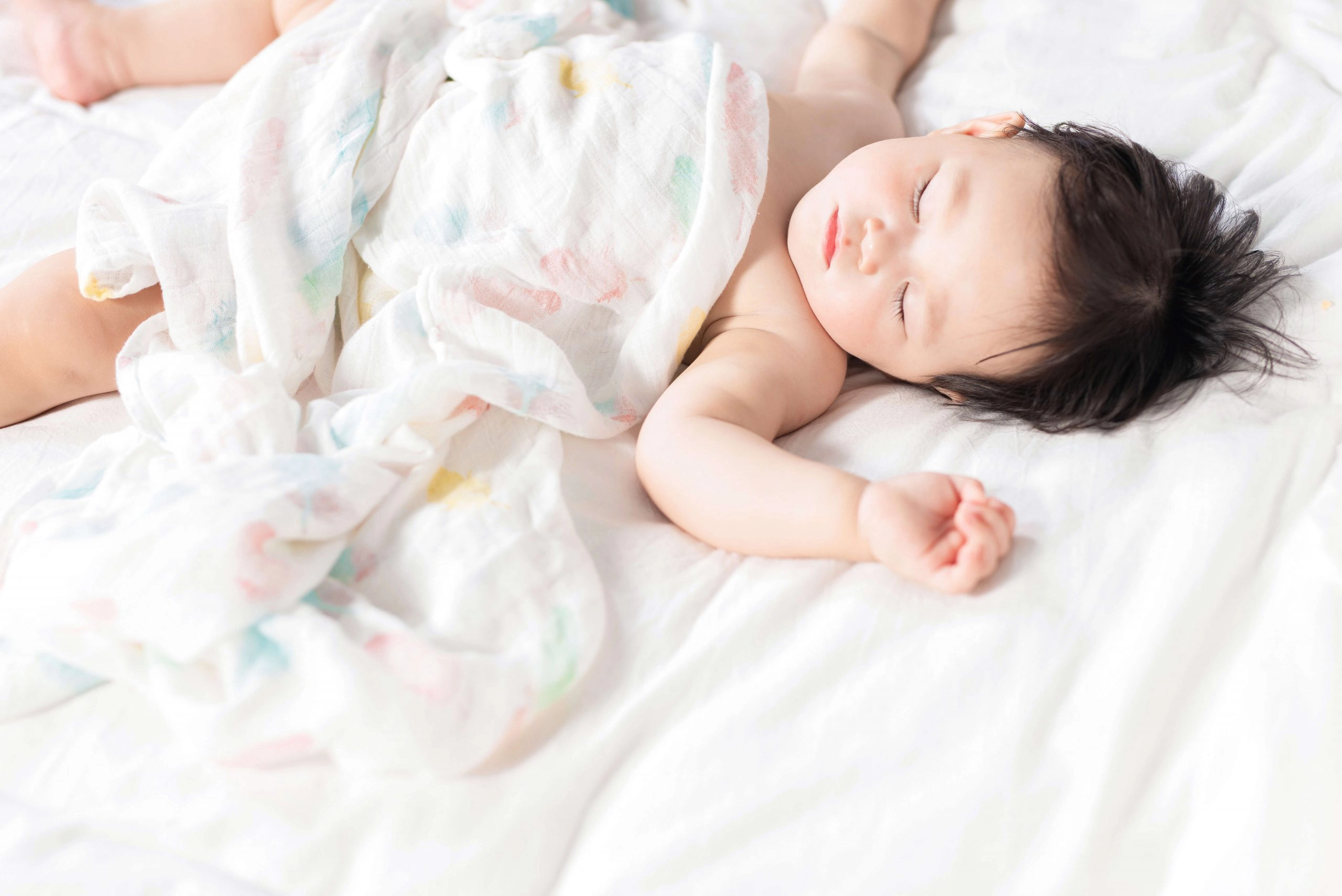 3 cách rèn cho trẻ sơ sinh tự ngủ mà mẹ cần biết