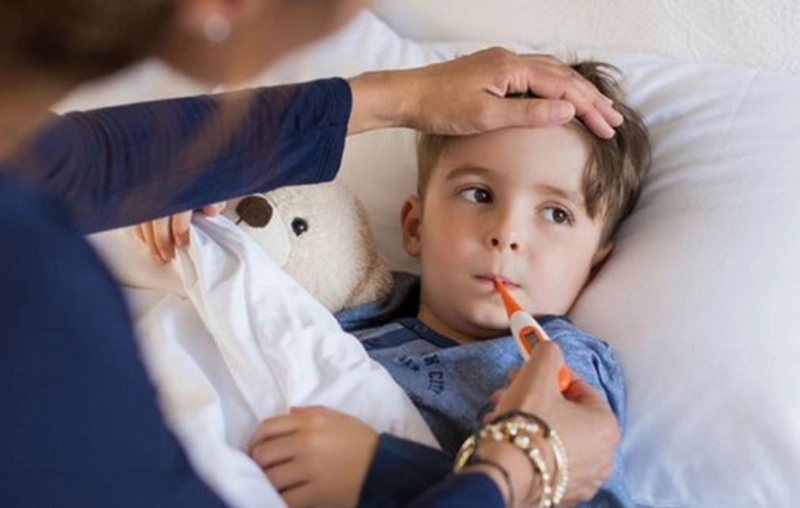 Các bệnh thường gặp ở trẻ khi giao mùa & cách chăm sóc để phòng bệnh hiệu quả