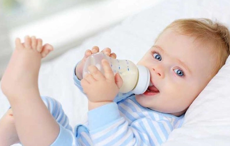 Cách chọn sữa cho trẻ sơ sinh cực kỳ hữu ích, không nên bỏ qua! 