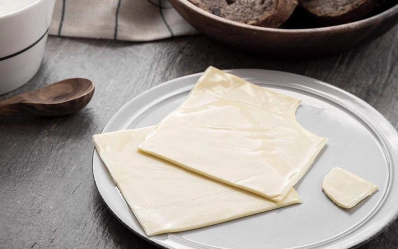 Phô mai tách muối là gì? Hướng dẫn sử dụng cho bé ăn