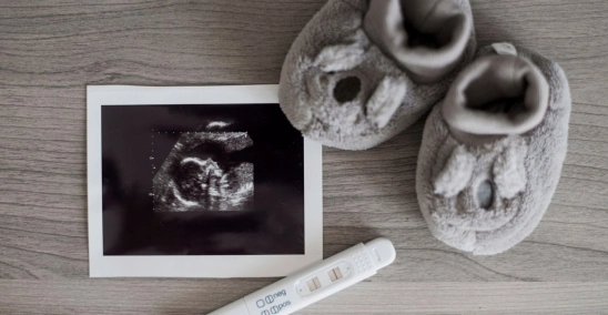 Thai nhi 12 tuần tuổi: Mẹ nên làm gì để đảm bảo con phát triển an toàn?