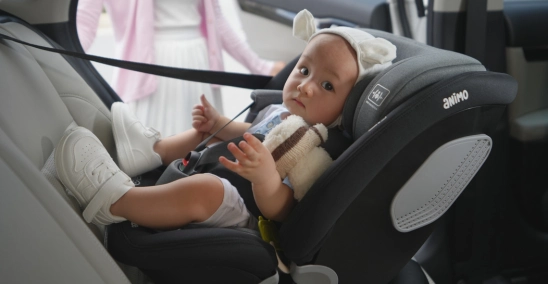 Các cách vệ sinh ghế ngồi ô tô em bé đơn giản, nhanh chóng nhất mà mẹ cần biết