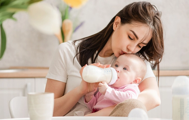 Top 5 sữa mát cho bé dưới 1 tuổi dứt điểm táo bón, giải nhiệt ngày hè miền Bắc (Cập nhật 2026)