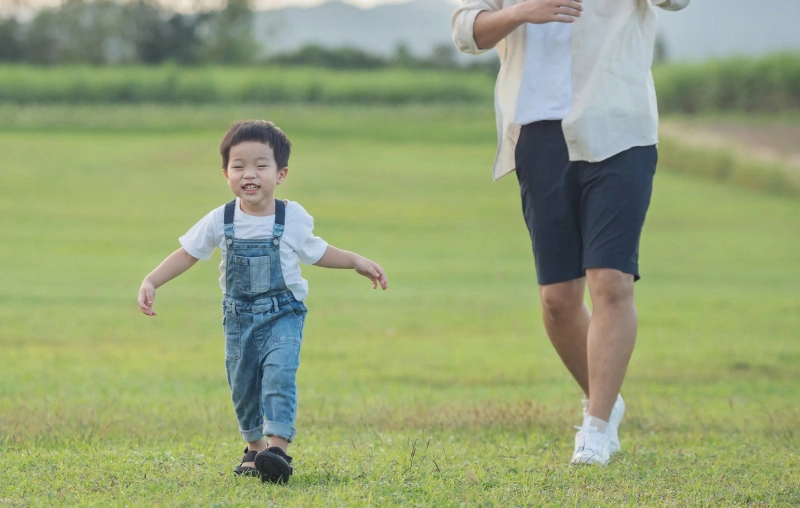 Hướng dẫn cách đọc bảng chiều cao - cân nặng của bé trai chuẩn WHO cực dễ cho mẹ
