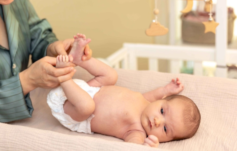 Gợi ý bỉm newborn cho bé dưới 1 tháng: Cần đáp ứng các tiêu chuẩn nào?