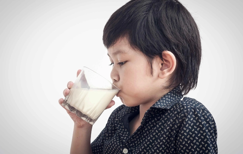 Đánh giá 3 dòng sữa mát, cho bé đi phân mềm bán chạy nhất các siêu thị ở Hà Nội