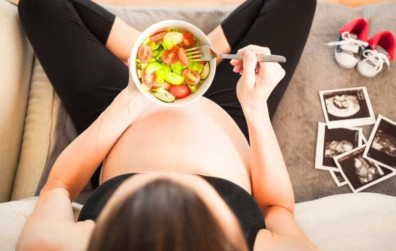 Canxi, Sắt và DHA cho bà bầu: Dấu hiệu thừa vi chất mẹ cần biết ngay