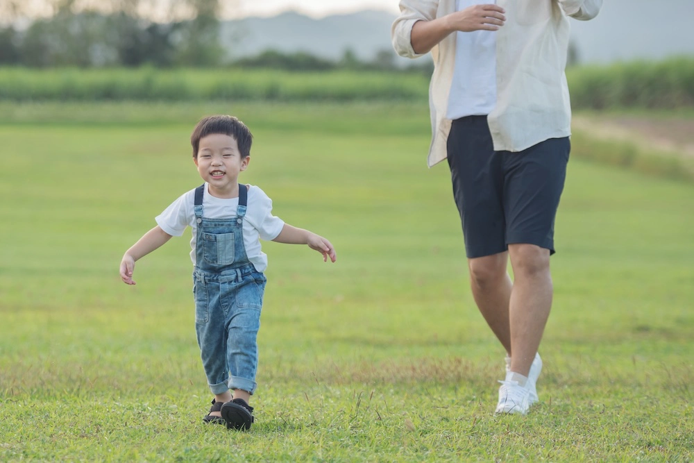 Cách bổ sung canxi đúng cách giúp cơ thể hấp thu tốt và duy trì xương khỏe mạnh.