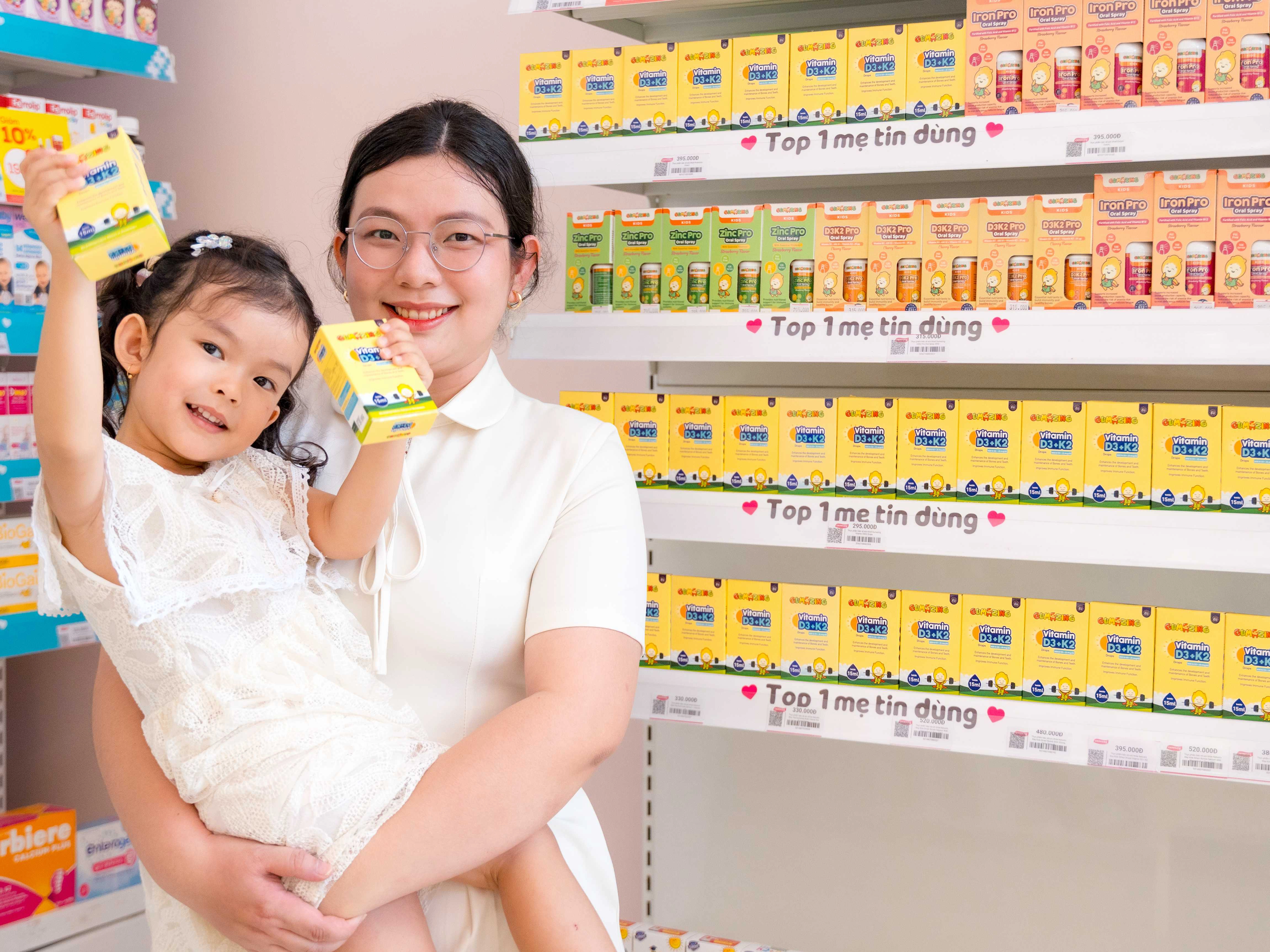 D3K2 dạng nào tốt cho bé còn tùy độ tuổi và khả năng nhai của con.