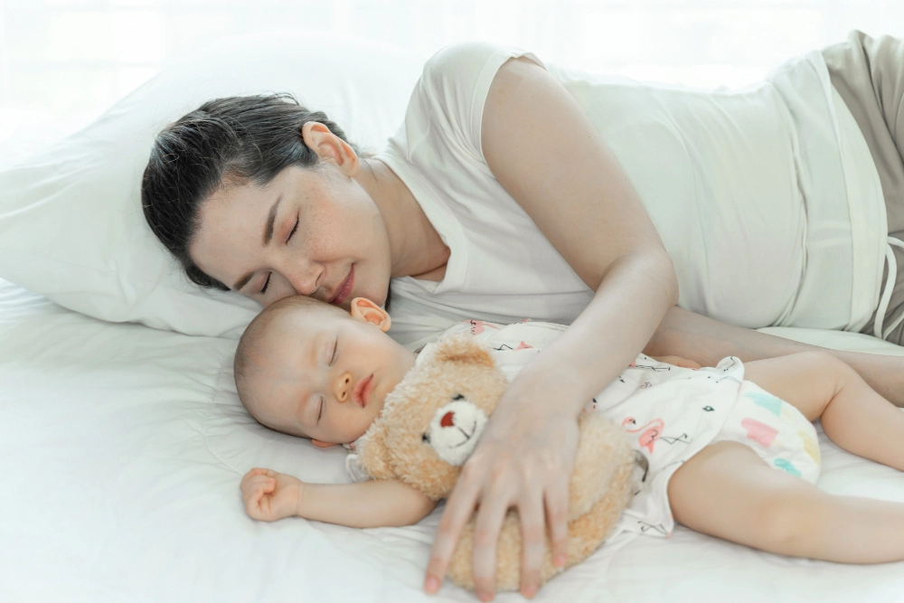Cách chọn tã cho bé ngủ đêm ngon giấc, không lo tràn