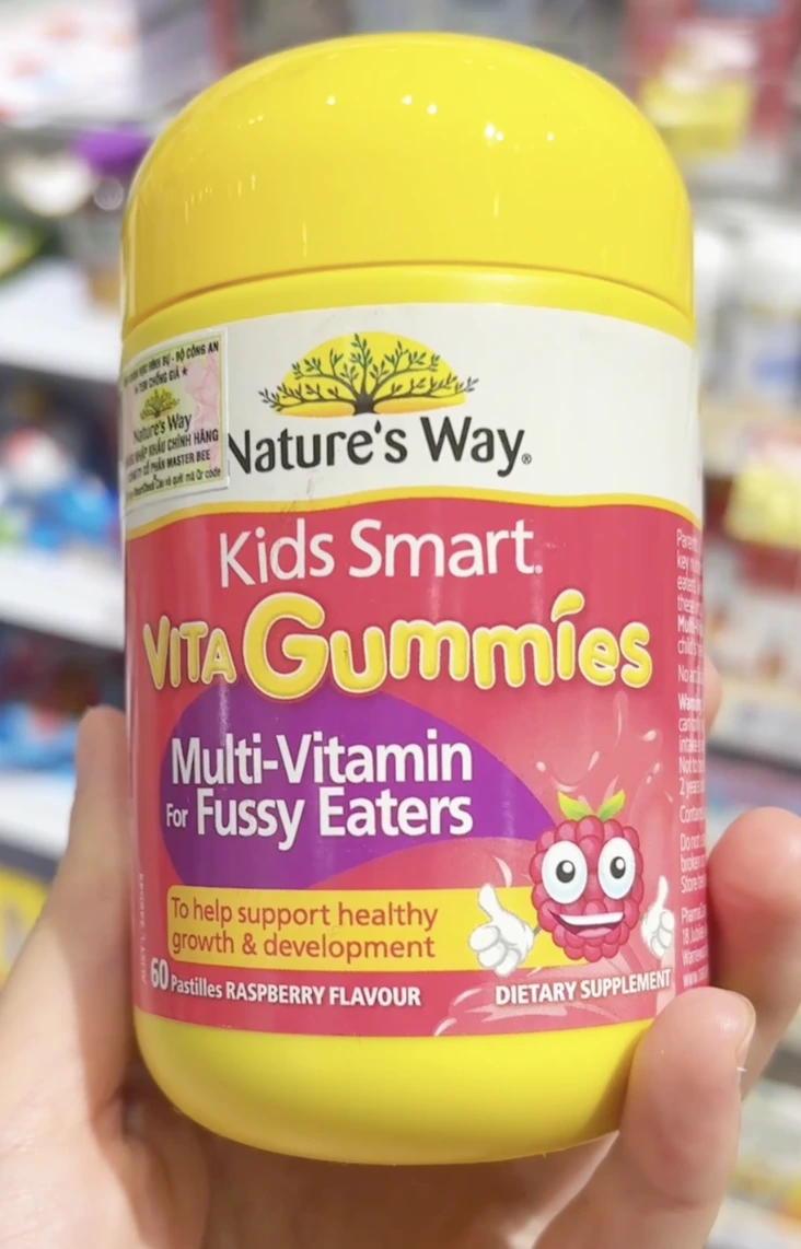 Vitamin tổng hợp kẹo mềm hỗ trợ tăng đề kháng cho bé