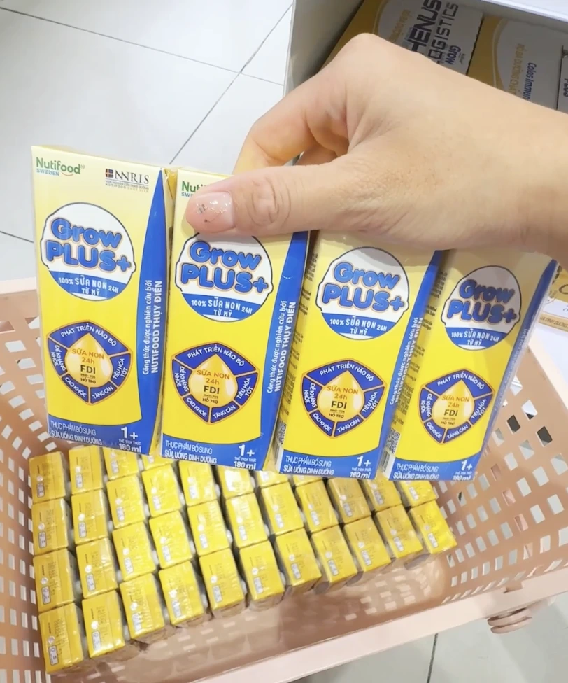 Sữa non GrowPLUS+ này được các mẹ khen lắm nhen