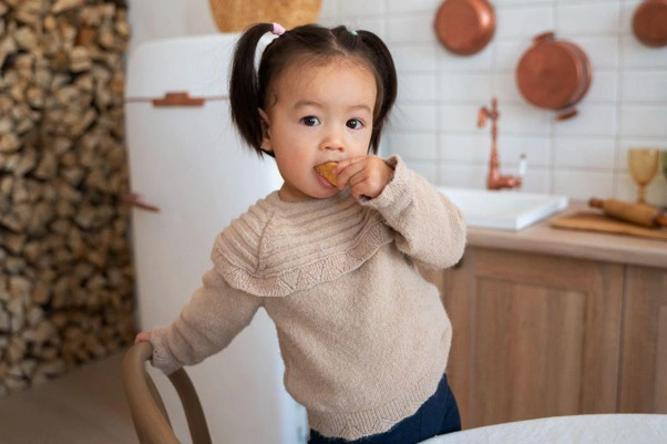 Chăm ch&uacute;t v&agrave;o &ldquo;phần nh&igrave;n&rdquo; của bữa ăn nhằm tạo hứng th&uacute;, gi&uacute;p b&eacute; hạn chế biếng ăn khi thay đổi thời tiết.