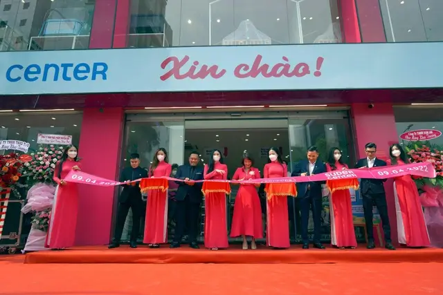 Hot mom Sài Gòn hào hứng mua sắm dịp lễ nhân khai trương Con Cưng Super Center - Ảnh 2. Hot mom Sài Gòn hào hứng mua sắm dịp lễ nhân khai trương Con Cưng Super Center - Ảnh 2.