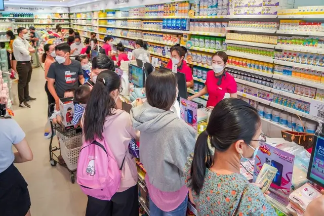 Hot mom Sài Gòn hào hứng mua sắm dịp lễ nhân khai trương Con Cưng Super Center - Ảnh 9. Hot mom Sài Gòn hào hứng mua sắm dịp lễ nhân khai trương Con Cưng Super Center - Ảnh 9.