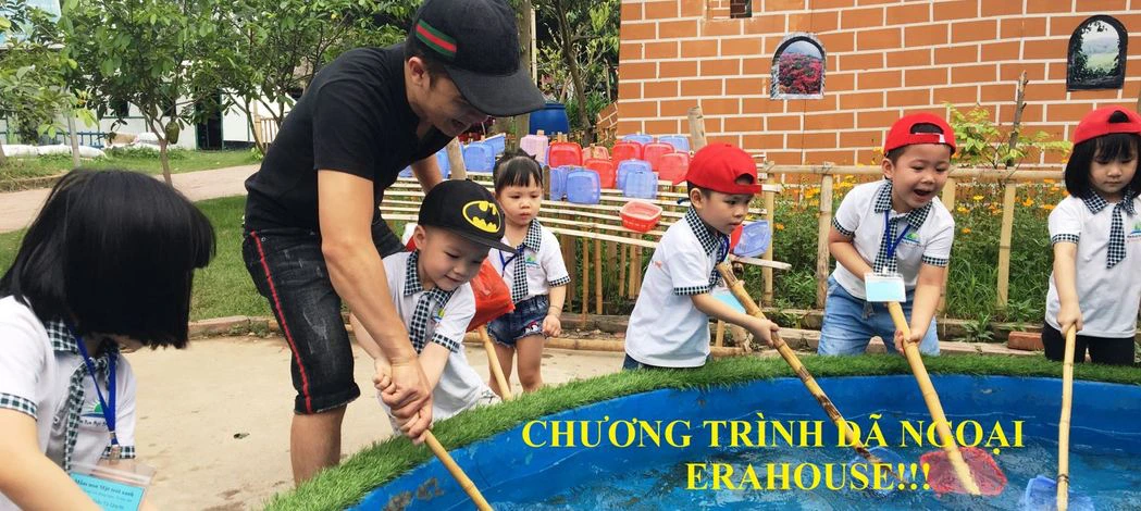 Hoạt động dã ngoại nhà trường tổ chức (Ảnh: Website trường)