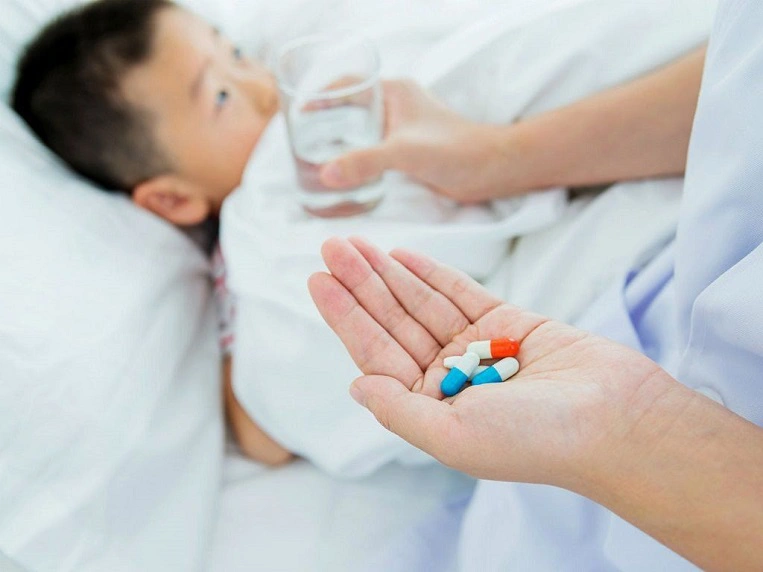 cách giảm ho cho trẻ vào ban đêm