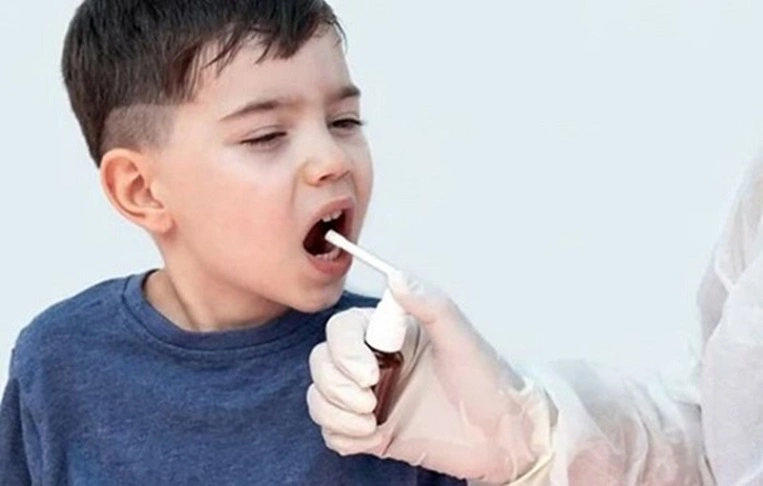 vitamin d3 dạng xịt cho trẻ sơ sinh 
