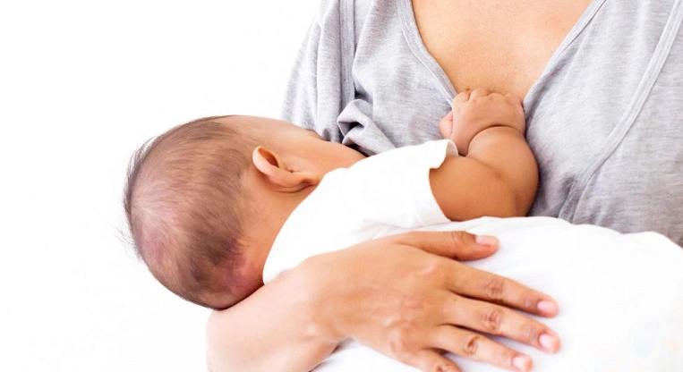 dấu hiệu trẻ 2 tháng tuổi bị tiêu chảy